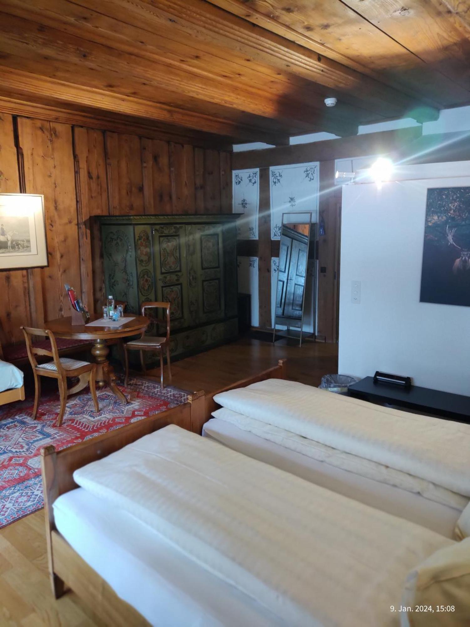 Gasthaus "Hotel Hirschen" Beromunster Экстерьер фото